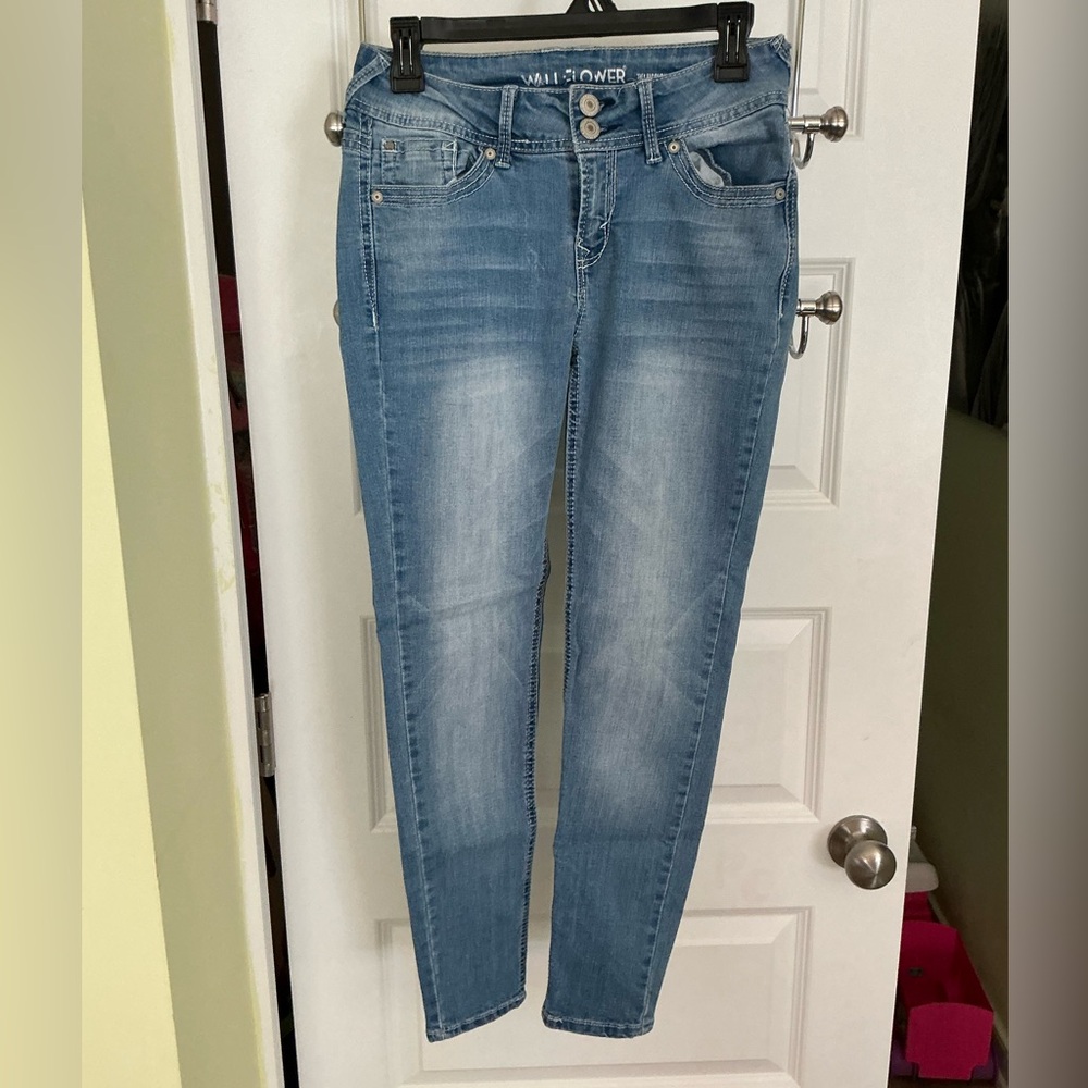 Wallflower Blue Skinny Jeans with Tapered Legs